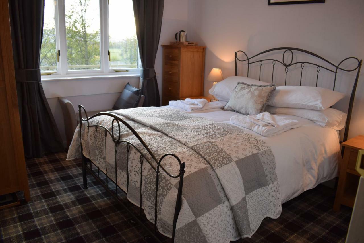 The Highlandman Station Bed and Breakfast Crieff Εξωτερικό φωτογραφία